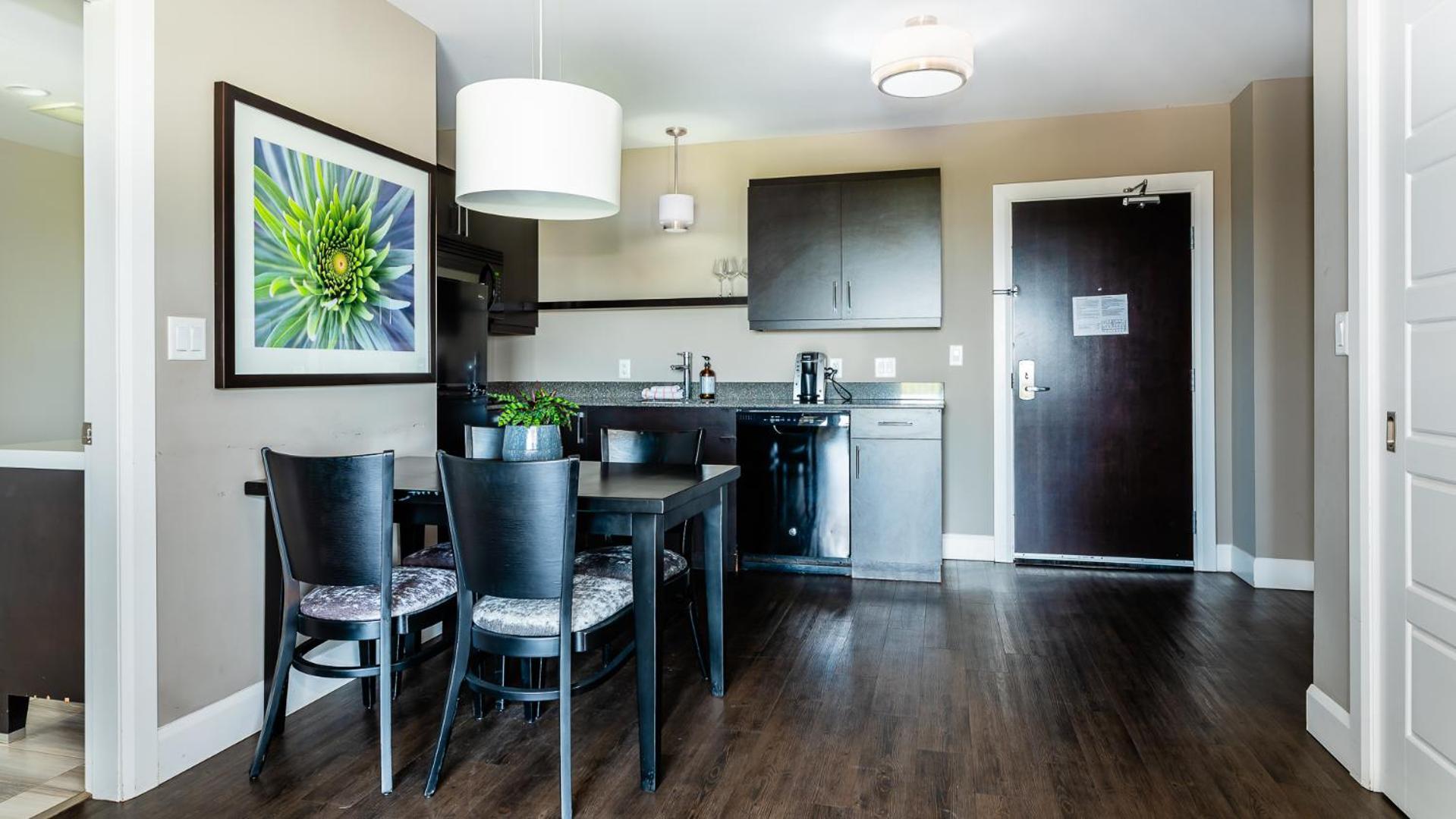 Hotel Shediac Bagian luar foto