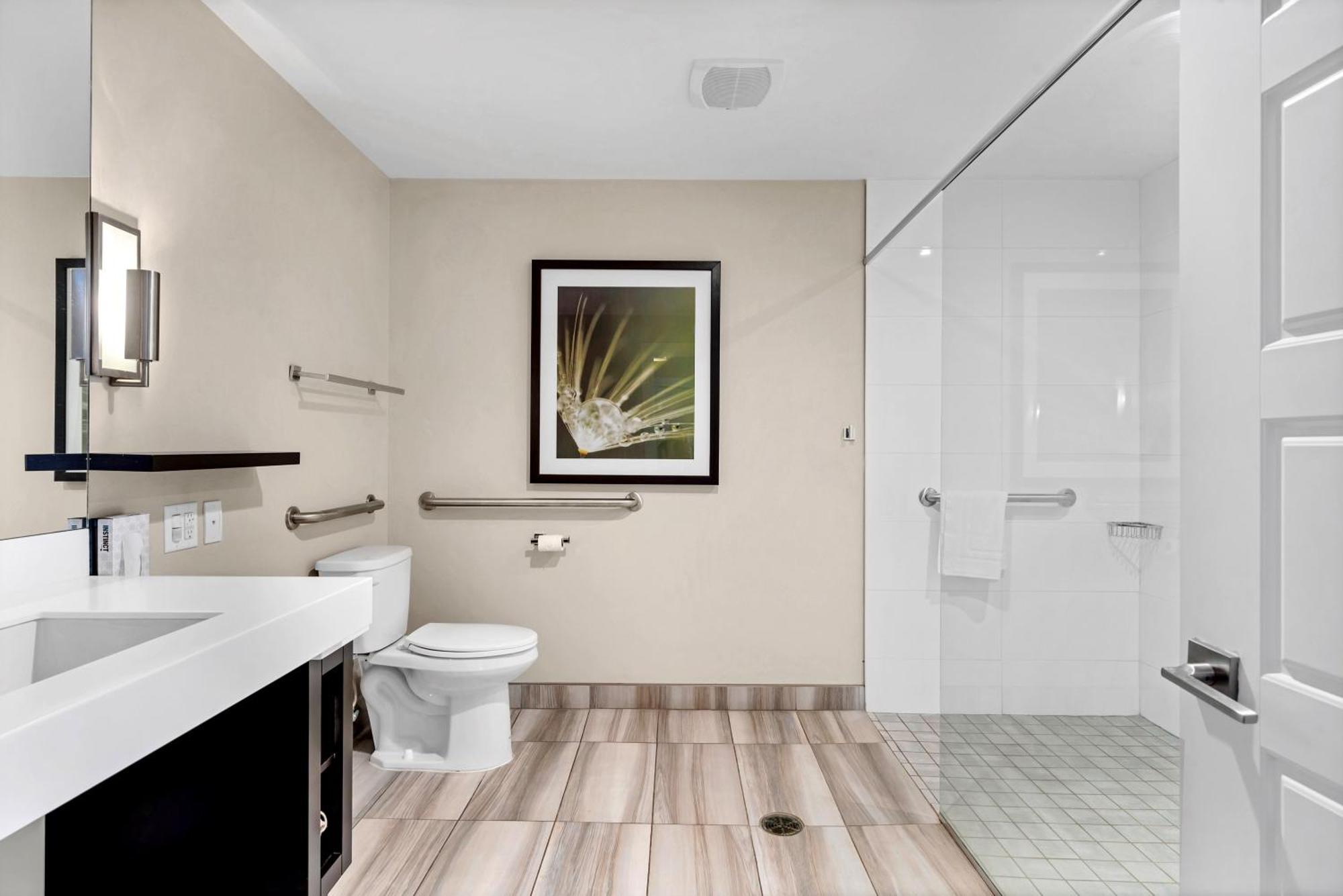 Hotel Shediac Bagian luar foto