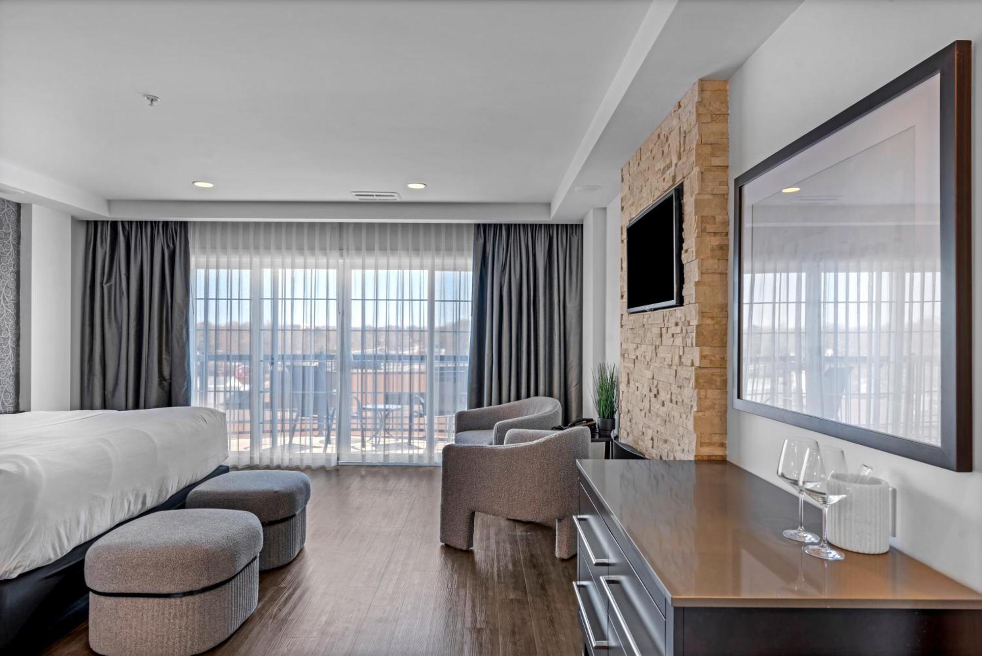 Hotel Shediac Bagian luar foto
